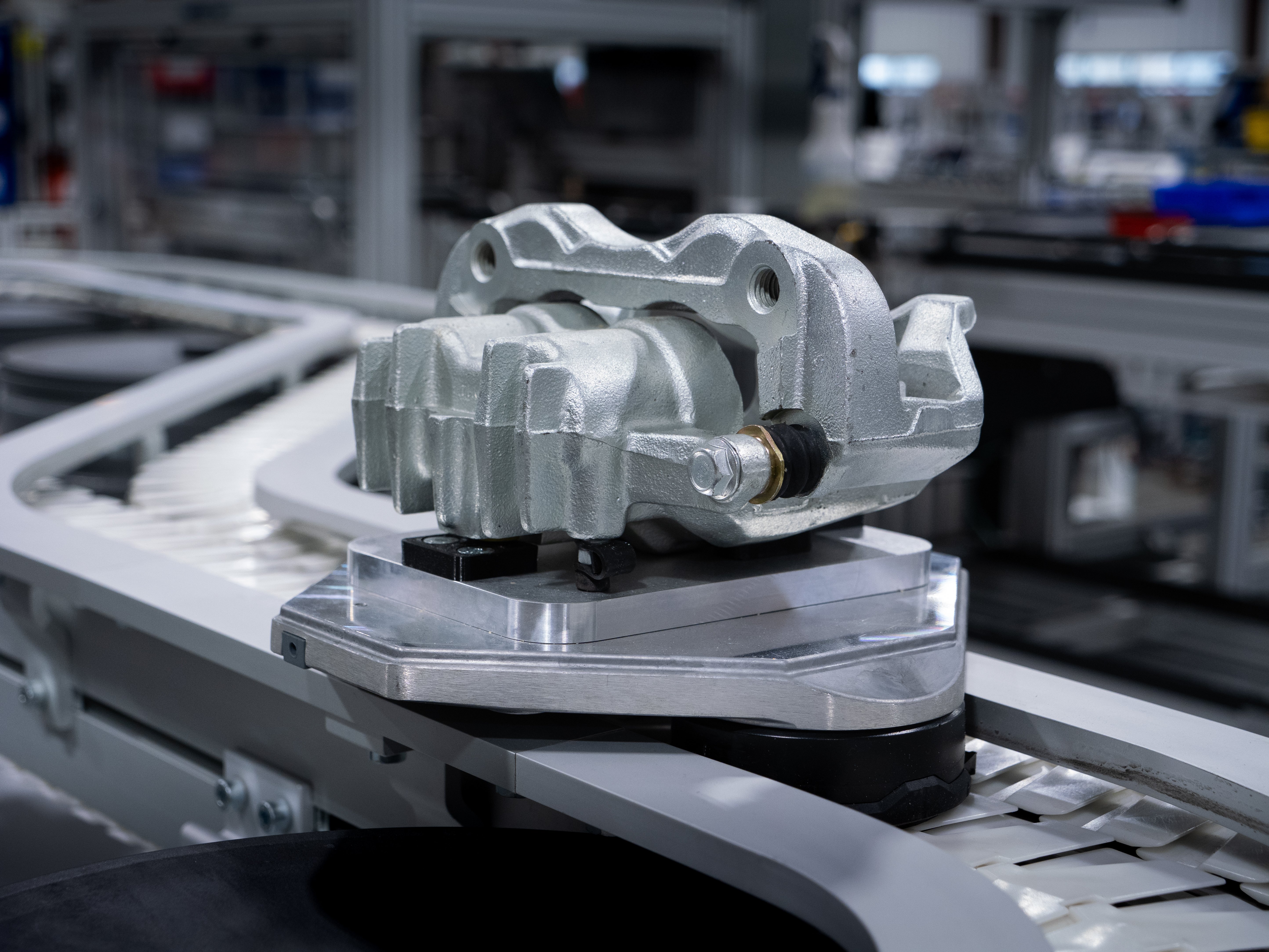 VersaFlex Pallet-Handling Conveyor System